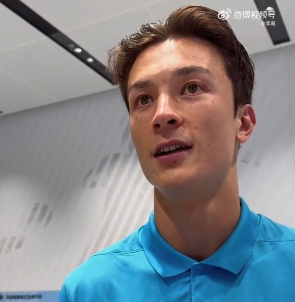 安永佳:专业足球场氛围很美妙 玉昆的徐宏杰让我印象最深刻
